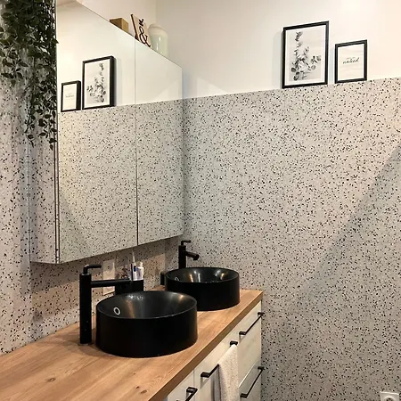 16 Lux And Cozy 2 Bedroom Apartment