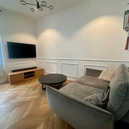 Apartment 16 Lux And Cozy 2 Bedroom Paris